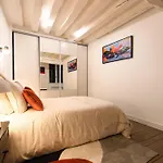 Artist Apartment Latin Quarter